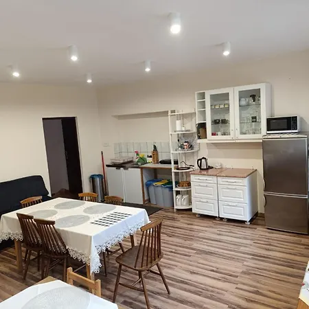 住宿加早餐酒店 Karkoz