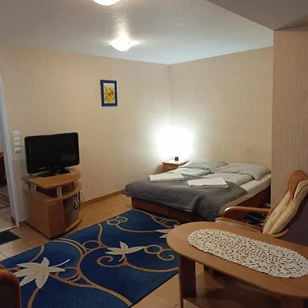 Karkoz 住宿加早餐酒店