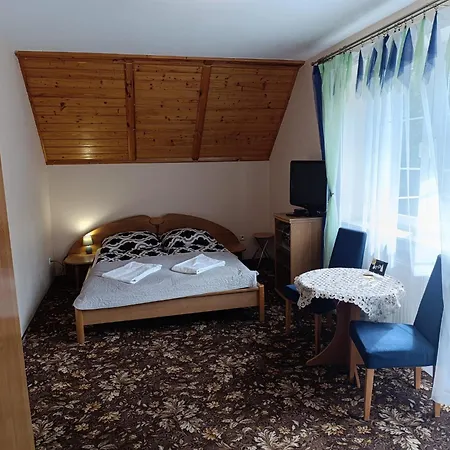 住宿加早餐酒店 Karkoz 3*