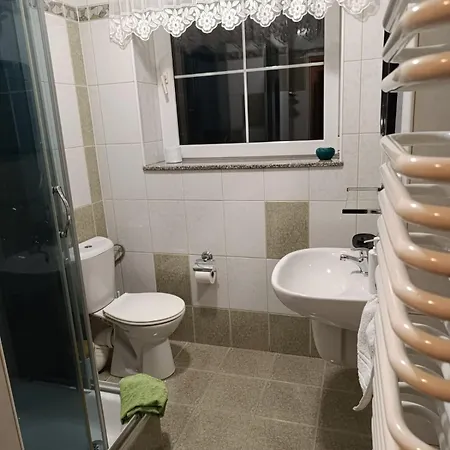 Karkoz Bed & Breakfast